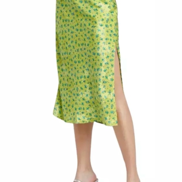 wild fable Dresses & Skirts - Floral Green Midi Skirt